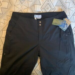 Brand new Royal Robbins women's outdoor pants